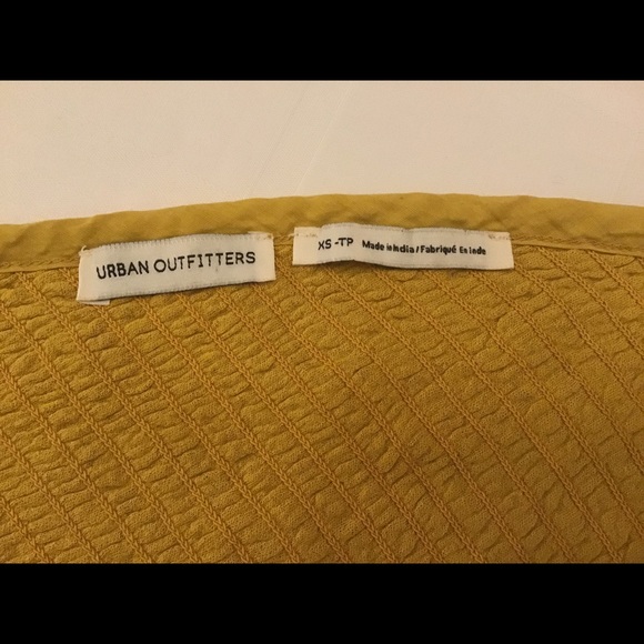 Urban Outfitters Yellow Floral Halter - Picture 4 of 4